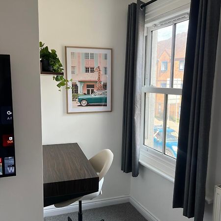 Central Chic 3 Bed, Great Location Winchester Exterior photo