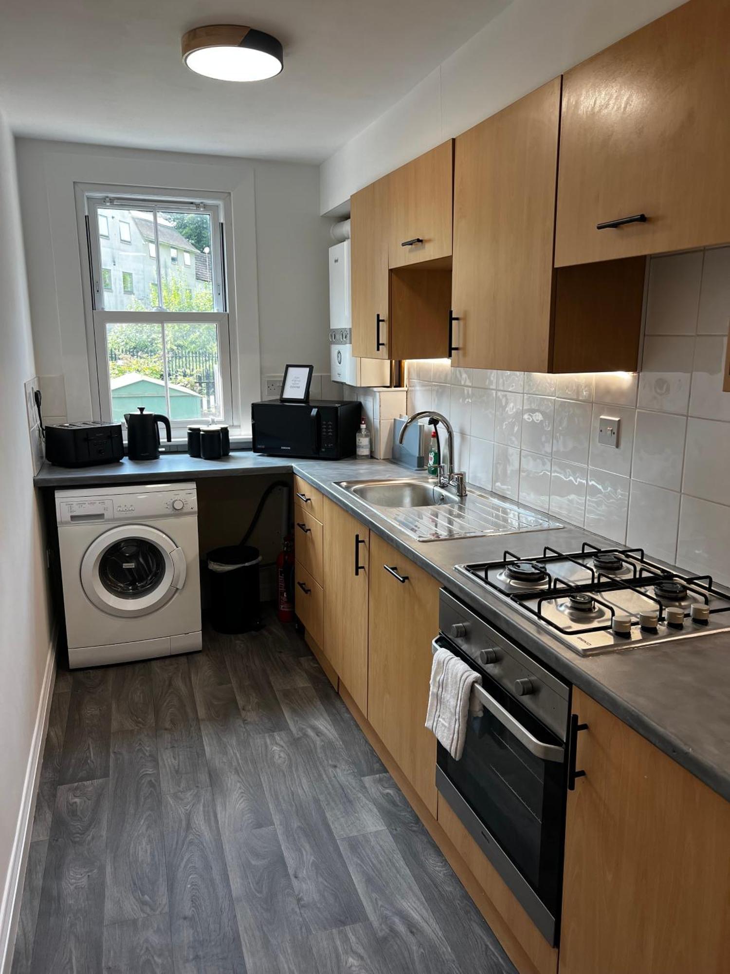 Central Chic 3 Bed, Great Location Winchester Exterior photo