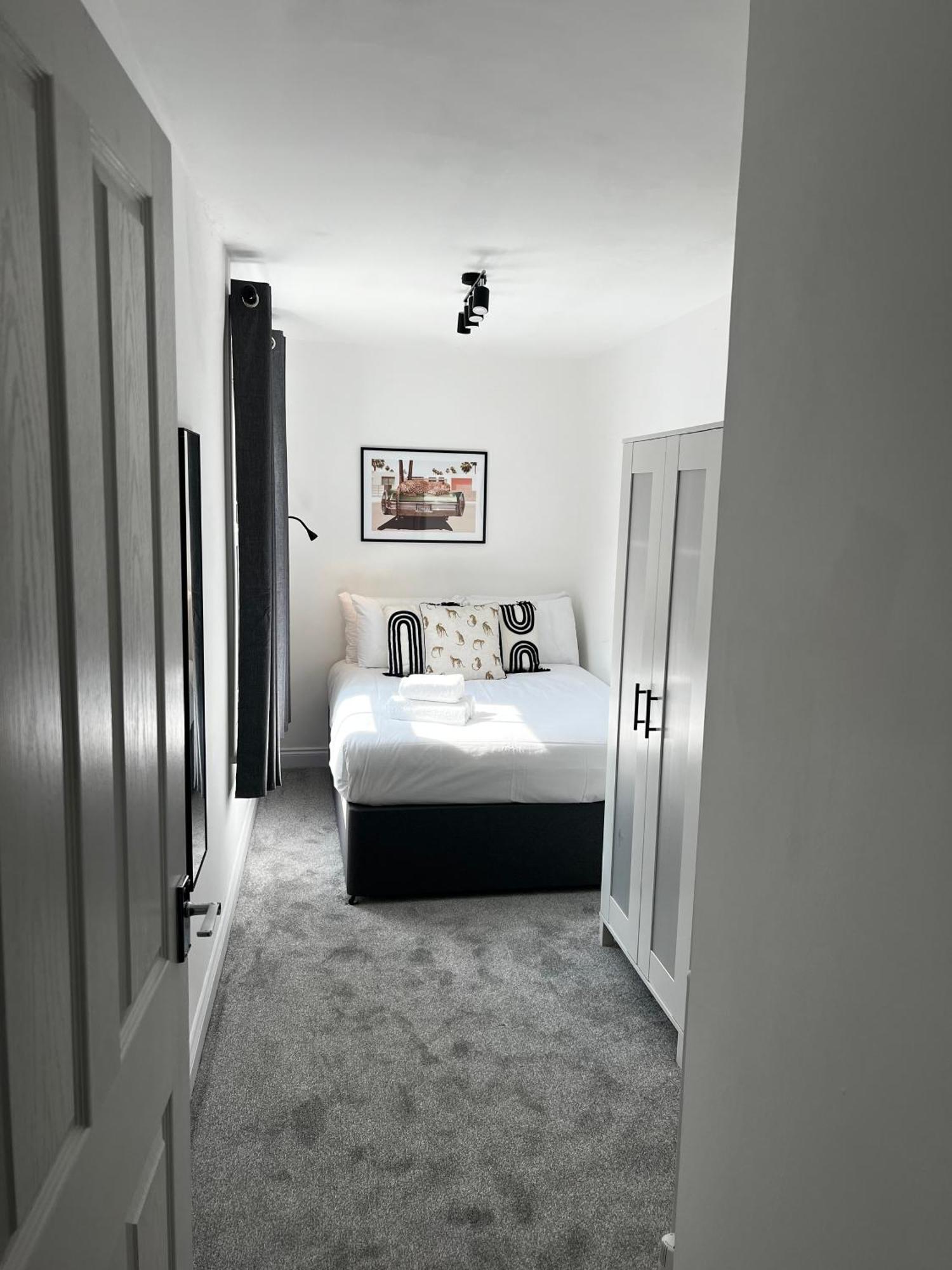 Central Chic 3 Bed, Great Location Winchester Exterior photo